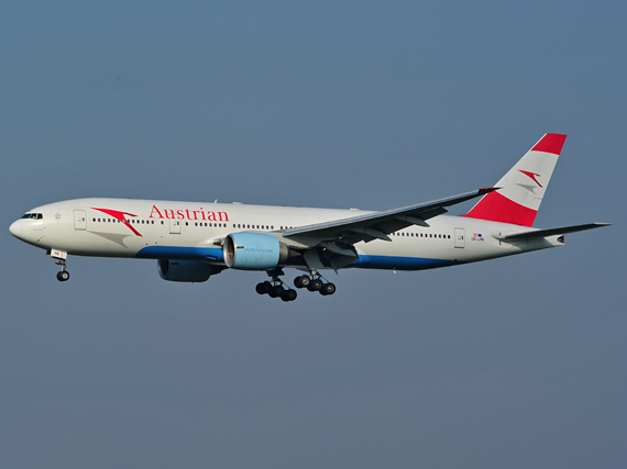 Boeing 777 der AUA im Landeanflug - Foto: P. Radosta / Austrian Wings