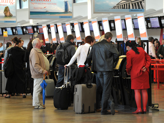 Tausende Menschen, Hektik und Stress: Alltag auf den Flughäfen dieser Welt (Symbolbild) - Foto: Austrian Wings Media Crew