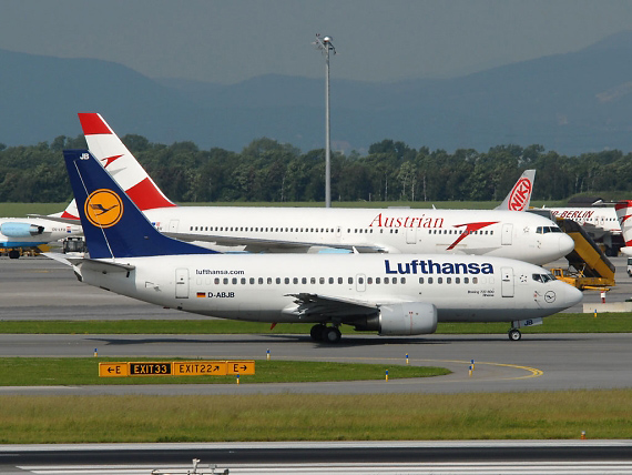 Boeing 737-500 von Lufthansa in Wien - Foto: Austrian Wings Media Crew Boeing 737-500 von Lufthansa in Wien - Foto: Austrian Wings Media Crew