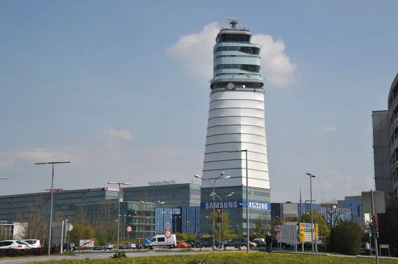 Geht es nach dem niederösterreichischen Landeshauptmann, soll der Flughafen privatisiert werden - Foto: Austrian Wings Media Crew