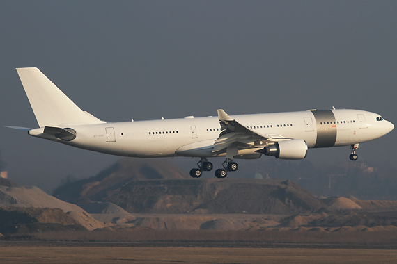 Als Begleitflugzeug traf dieser Airbus A330-200 aus Doha in Wien ein - Foto: R. Reiner / Austrian Wings