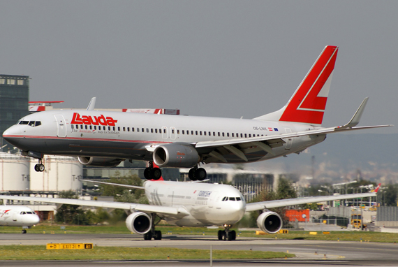 AUA Boeing 737-800 in den Farben von Lauda Air - Foto: Austrian Wings Media Crew