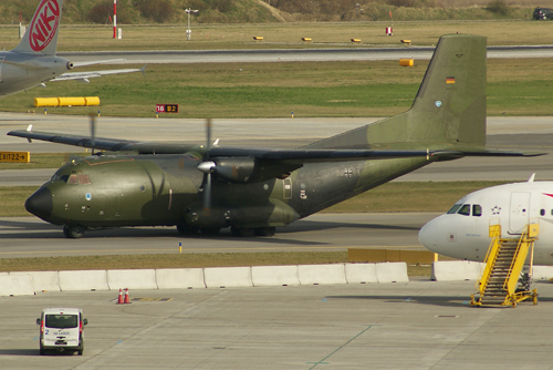 Zwei Flugzeuge vom Typ Transall wurden nach Libyen entsandt - Foto: R. Reiner / Austrian Wings