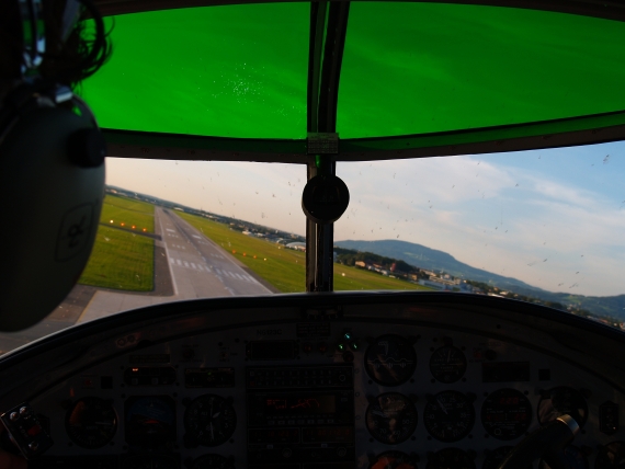 Short final in Salzburg ...