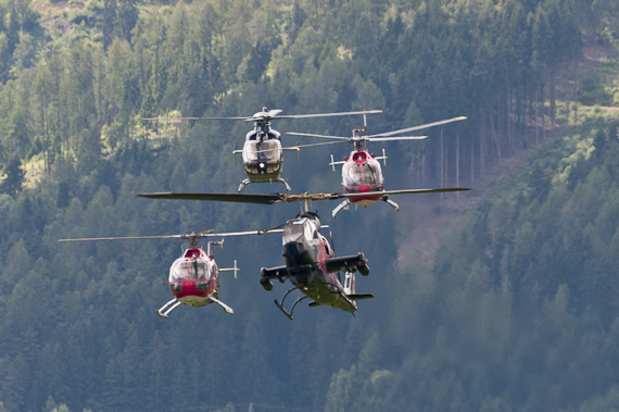 Helikopterflotte der Flying Bulls - Foto: Markus Dobrozemsky