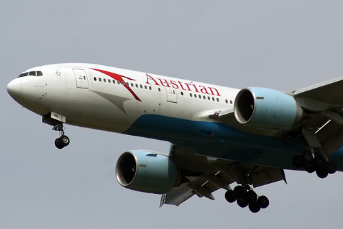 Boeing 777 der AUA im Anflug auf Wien - Foto: R. Reiner / Austrian Wings