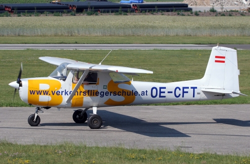 Die Unglücksmaschine, aufgenommen im Juni 2007 am Flugplatz Krems - Foto: Andreas Lötsch (für eine größere Darstellung klicken Sie bitte auf das Bild)